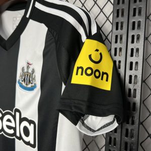 Men’s Newcastle United 2024/25 Home Jersey