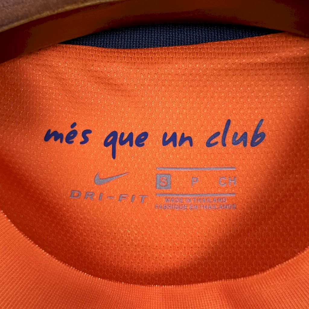 Barcelona 2012/13 Away Retro Jersey