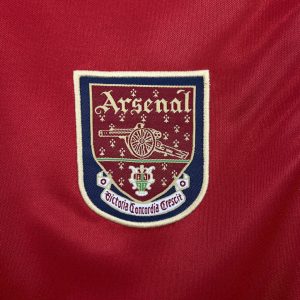 Arsenal 2000/01 Home Retro Jersey