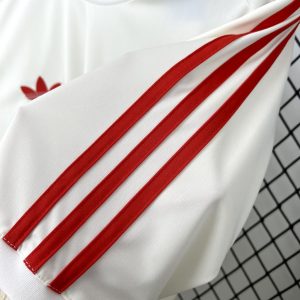 Manchester United 2024/25 Special Edition White Jersey