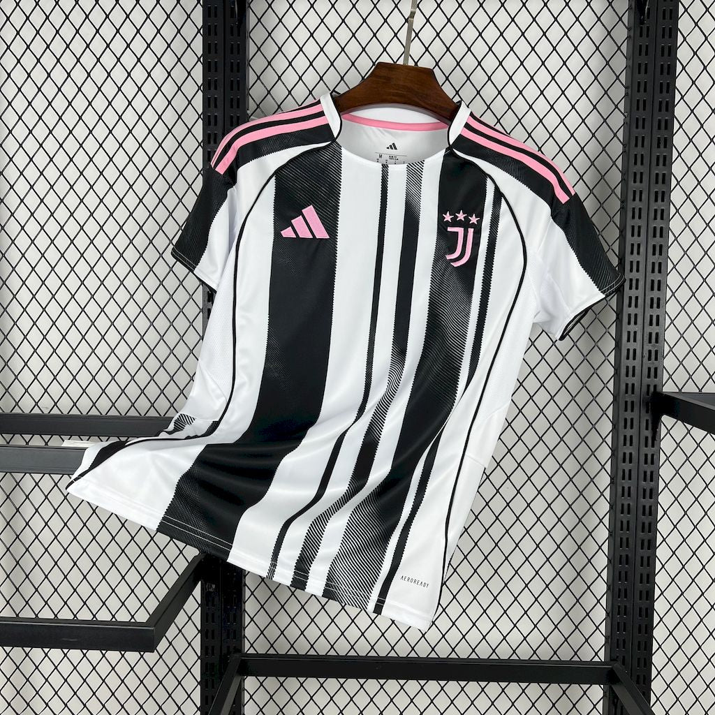 Men’s Juventus 2025/26 Home Jersey