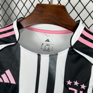 Men’s Juventus 2025/26 Home Jersey