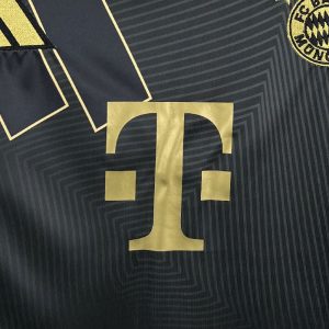 Men’s Bayern Munich 2025/26 Black Gold Special Edition Jersey