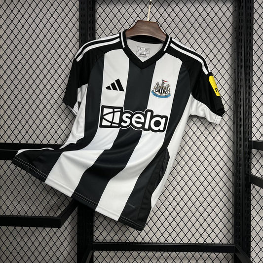 Men’s Newcastle United 2024/25 Home Jersey
