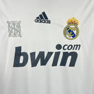 Real Madrid 2009/10 Home Retro Jersey