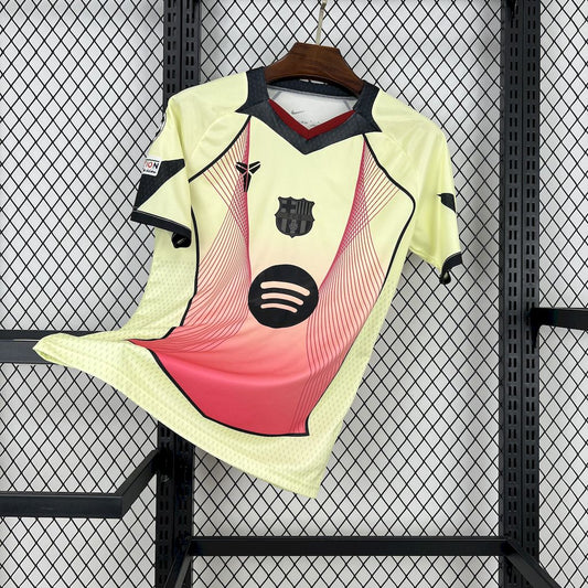 Camiseta edición especial amarilla y rosa del Barcelona 2025/26 (con Champions League)