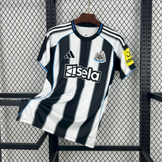 Men’s Newcastle United 2025/26 Home Jersey